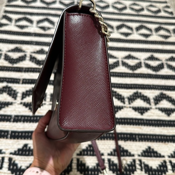 NWOT Maroon, Kate Spade New York

CARSON CONVERTIBLE CROSSBODY - Picture 7 of 13